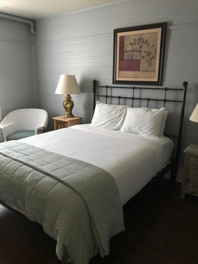 Grand Old Lady Hotel Waynesville Dış mekan fotoğraf